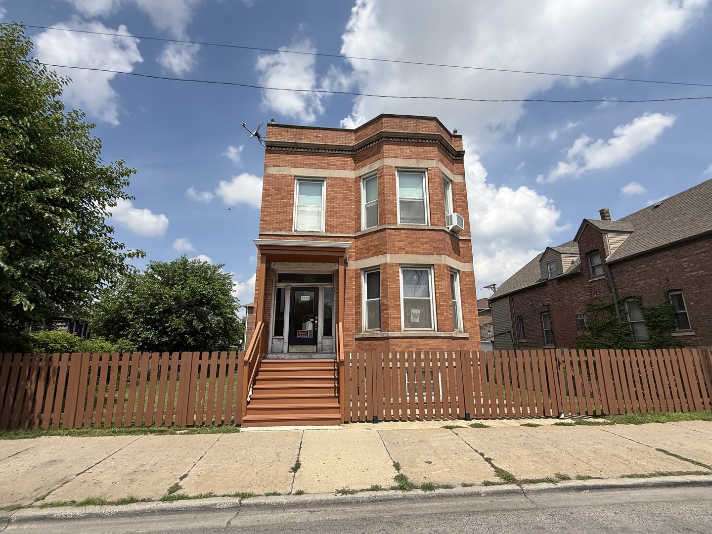 3842 S Archer Avenue