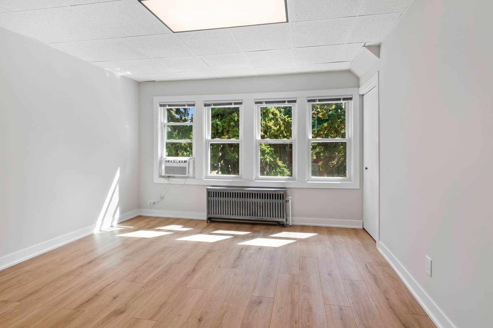 5002 W Gunnison Street Unit: 2