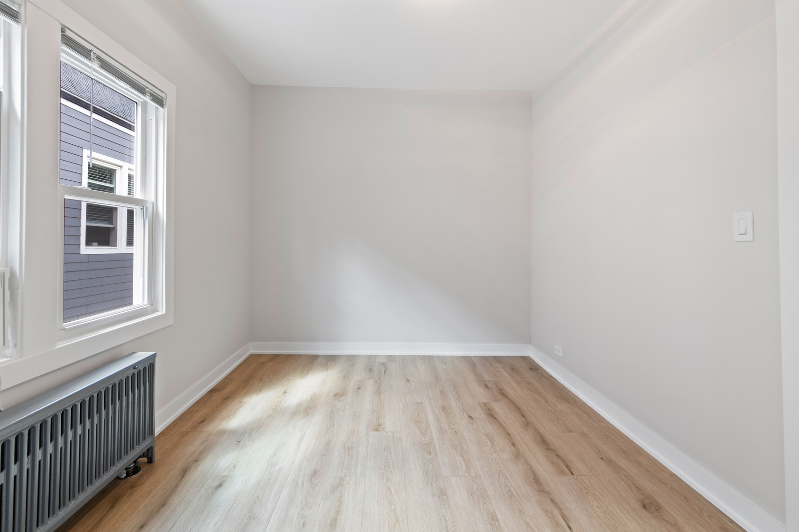 5002 W Gunnison Street Unit: 2