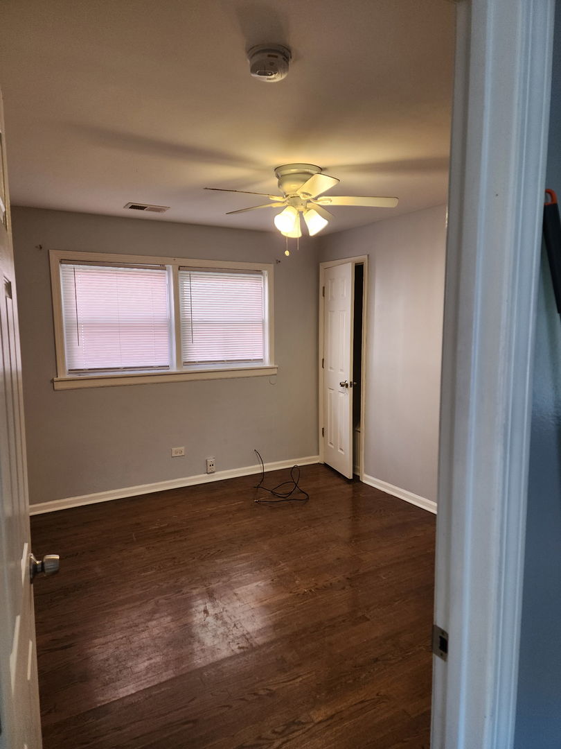 7511 S Emerald Avenue Unit: 1