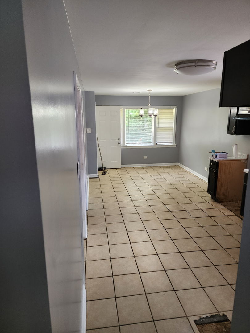 7511 S Emerald Avenue Unit: 1