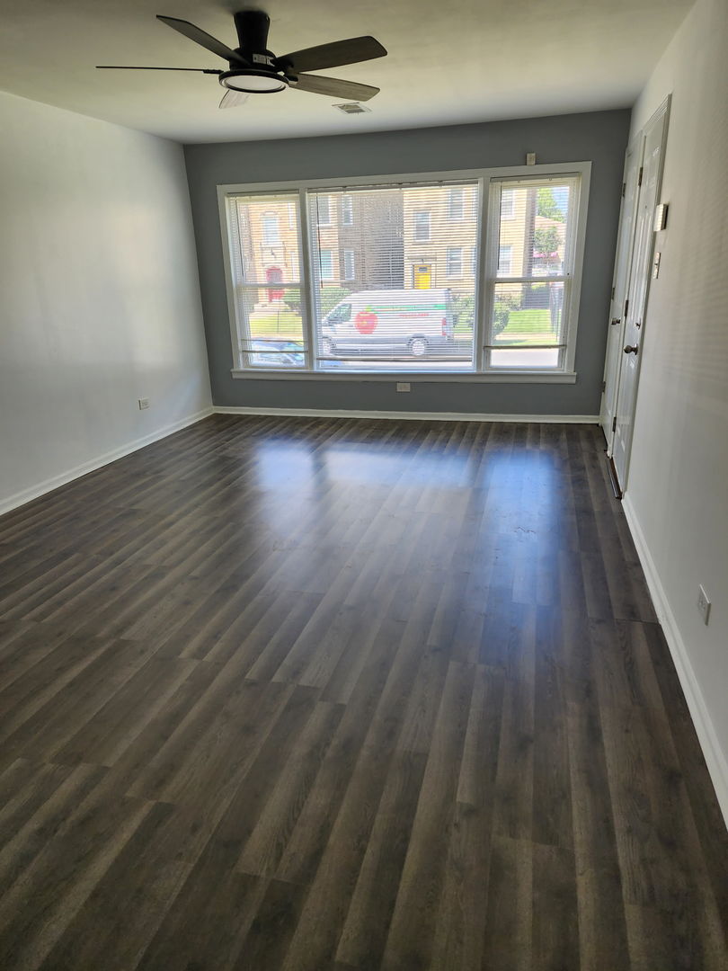 7511 S Emerald Avenue Unit: 1