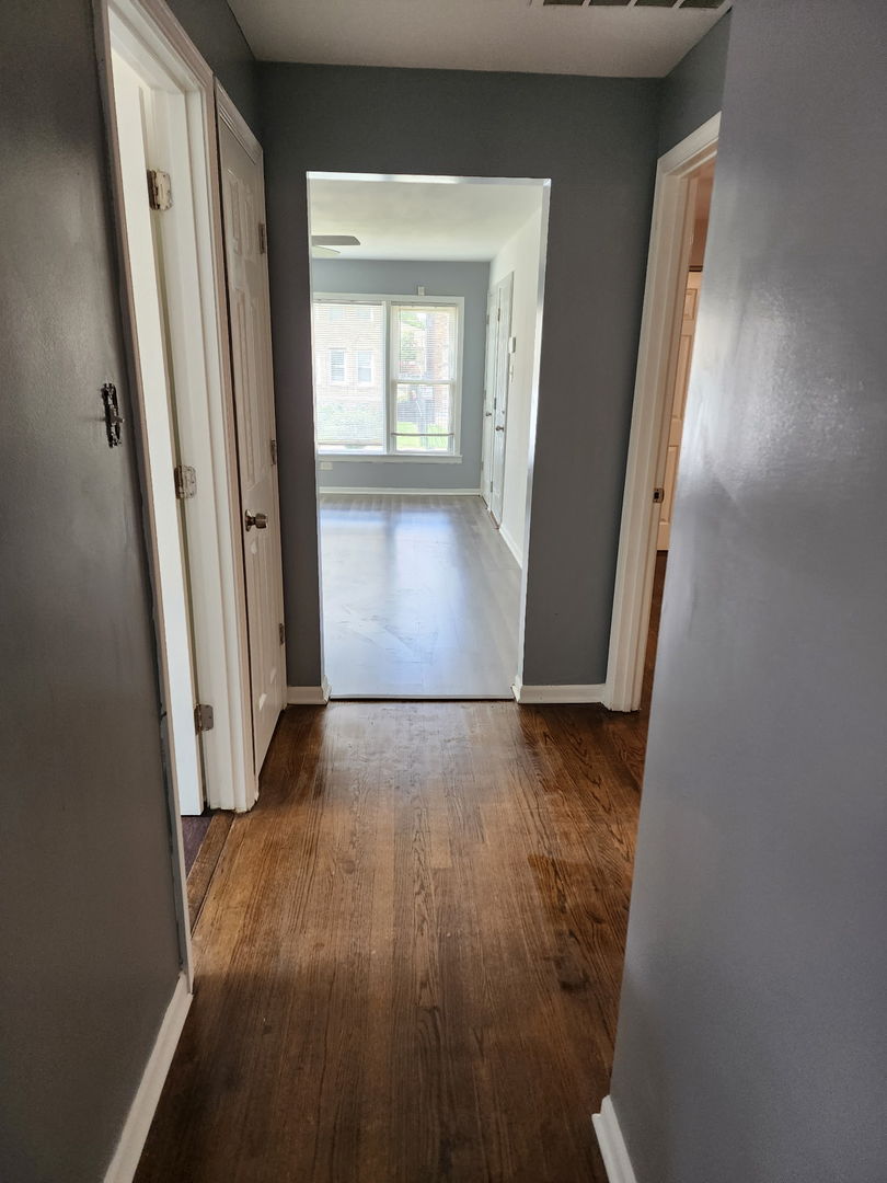 7511 S Emerald Avenue Unit: 1
