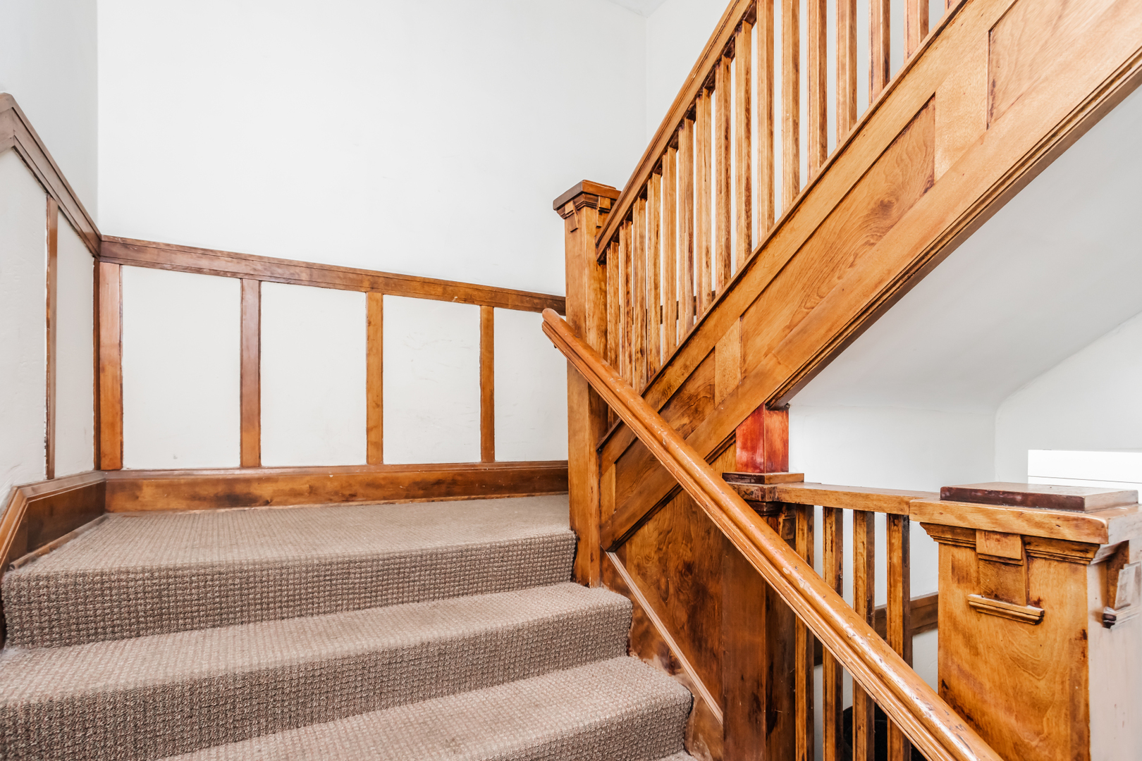 5142 S Greenwood Avenue Unit: 1