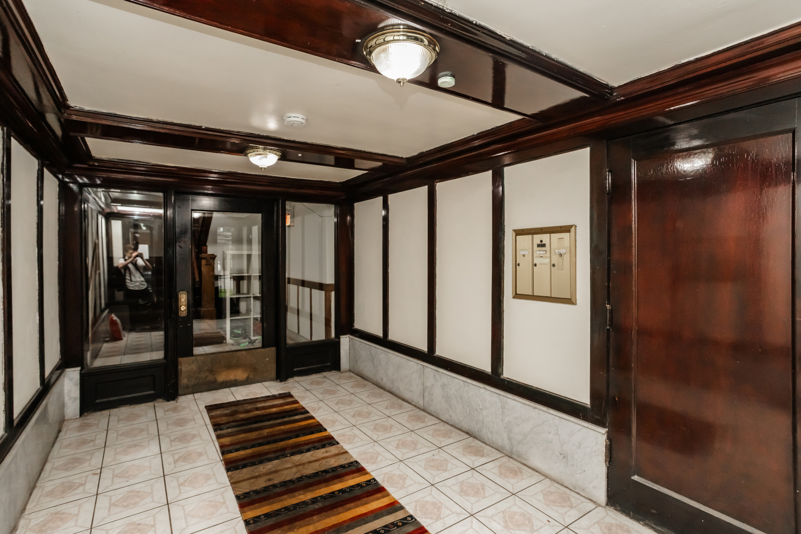 5142 S Greenwood Avenue Unit: 1