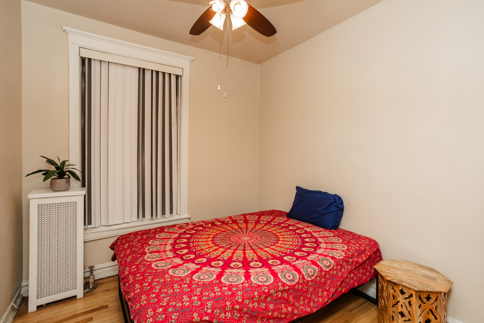 5142 S Greenwood Avenue Unit: 1