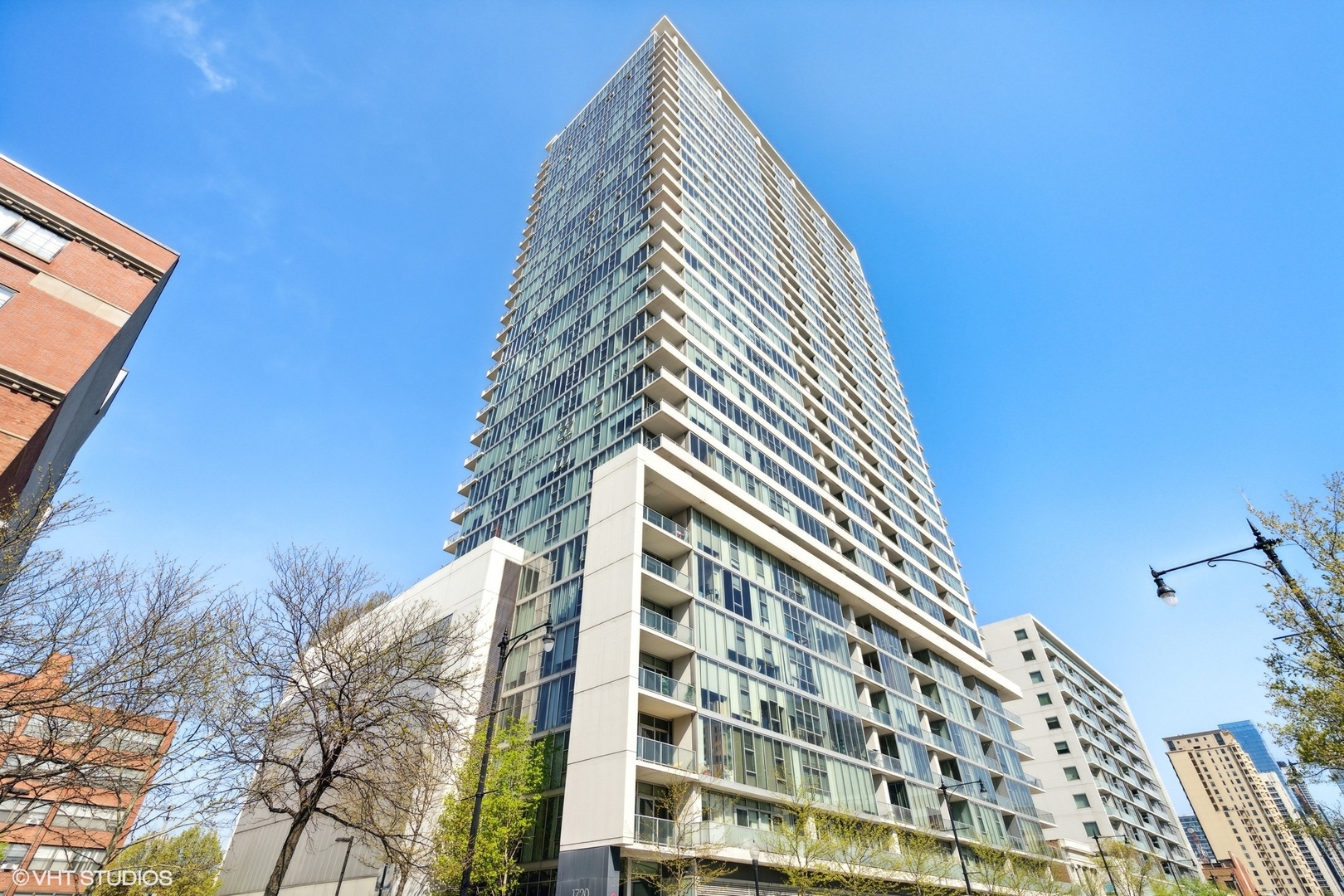 1720 S Michigan Avenue Unit: 1613