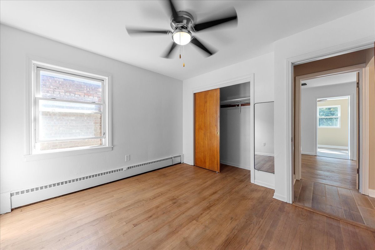2131 W 53rd Place Unit: 2