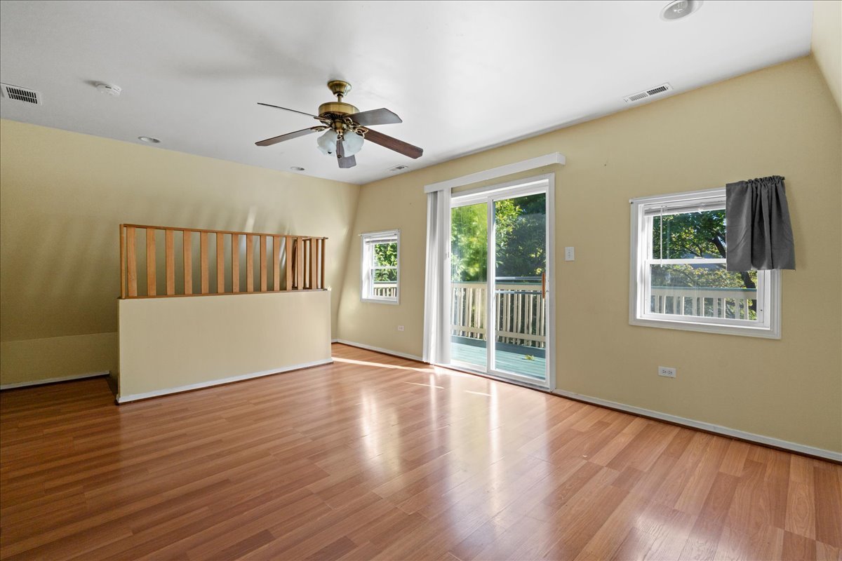 4148 N Central Park Avenue Unit: 2