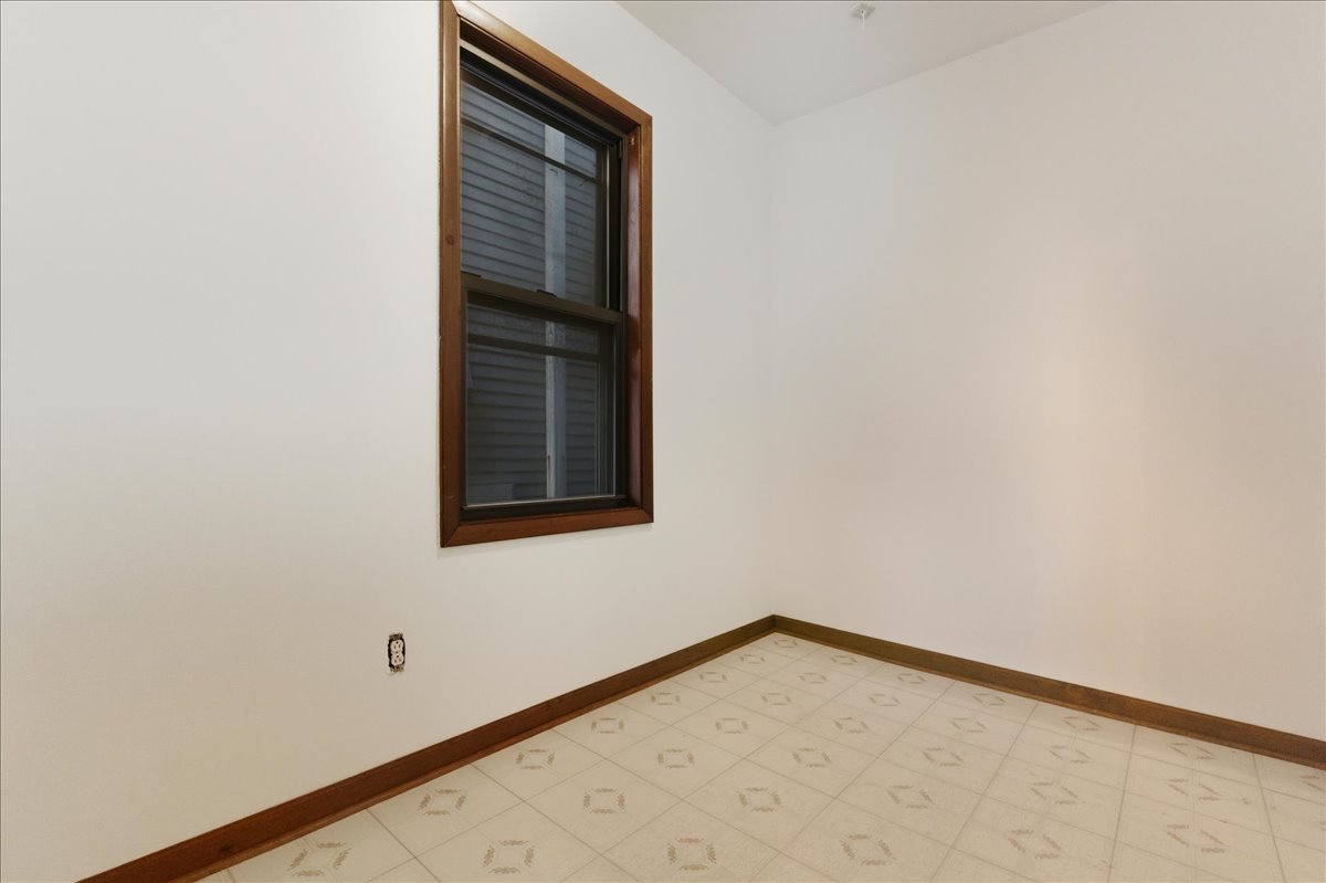 1727 W 19th Street Unit: 2