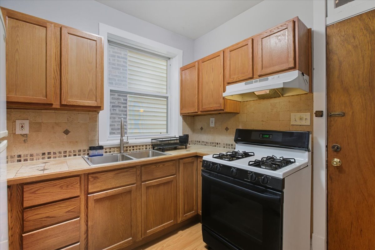 2708 N Richmond Street Unit: 1