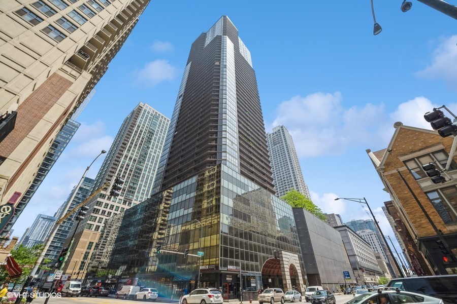 10 E Ontario Street Unit: 3408