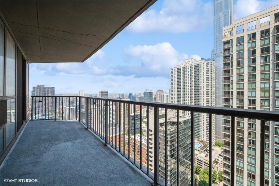 10 E Ontario Street Unit: 3408