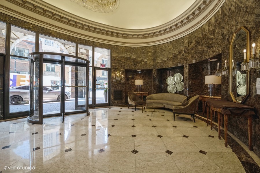 10 E Ontario Street Unit: 3408