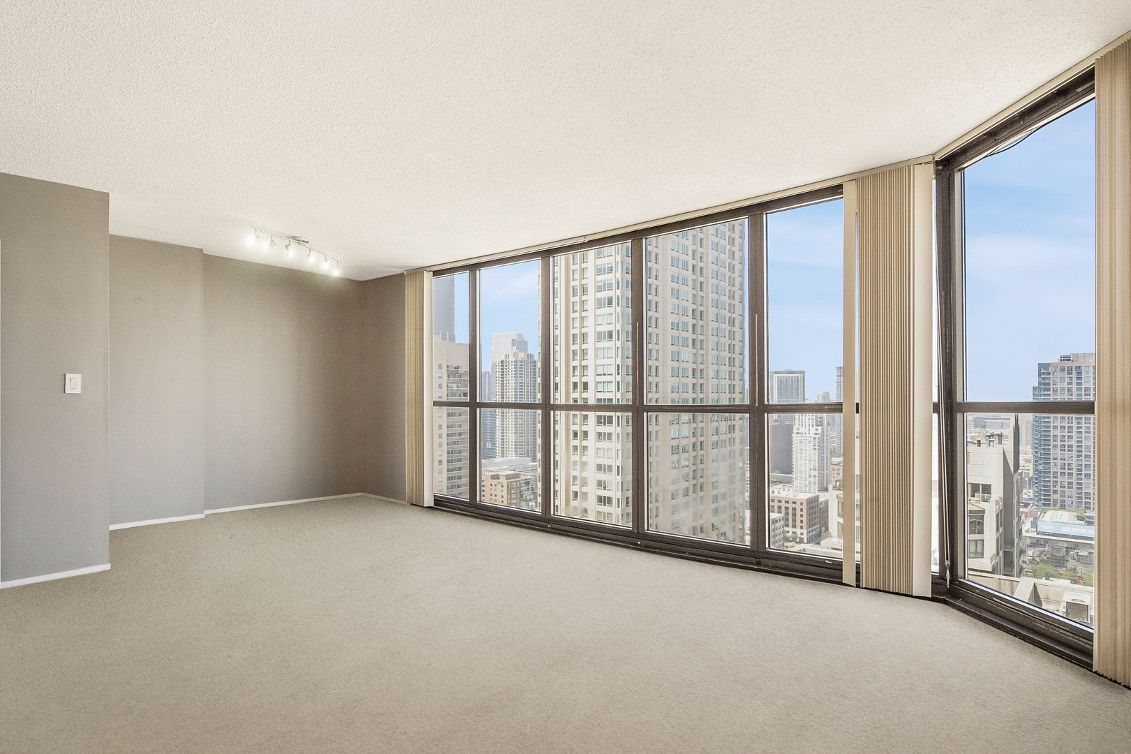 10 E Ontario Street Unit: 3408