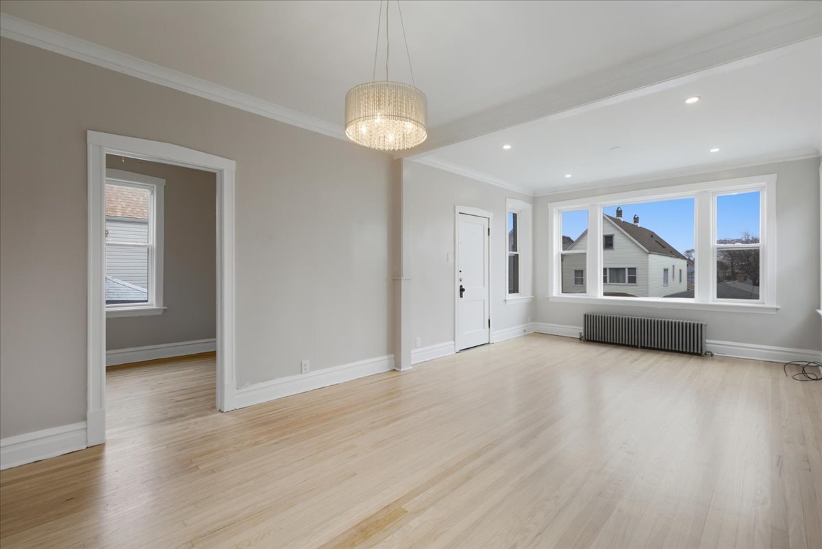4554 S Washtenaw Avenue Unit: 2
