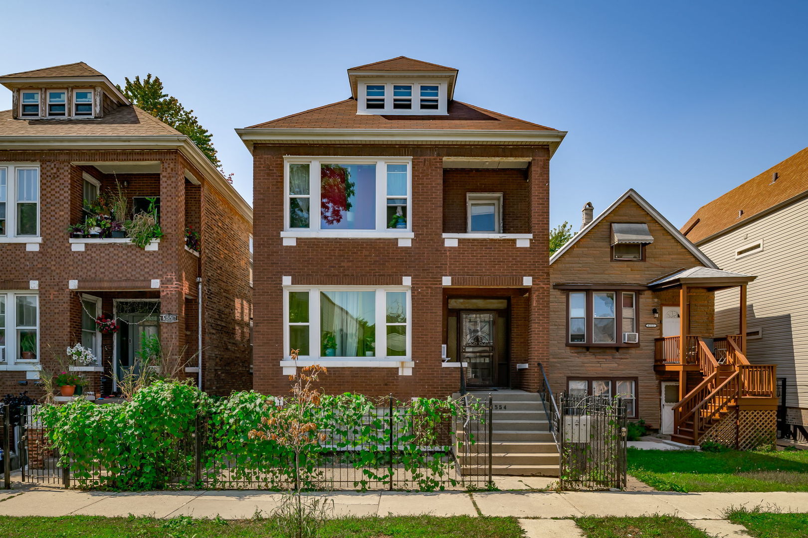 4554 S Washtenaw Avenue Unit: 2
