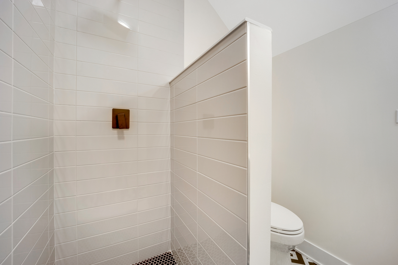 1644 N Troy Street Unit: 2
