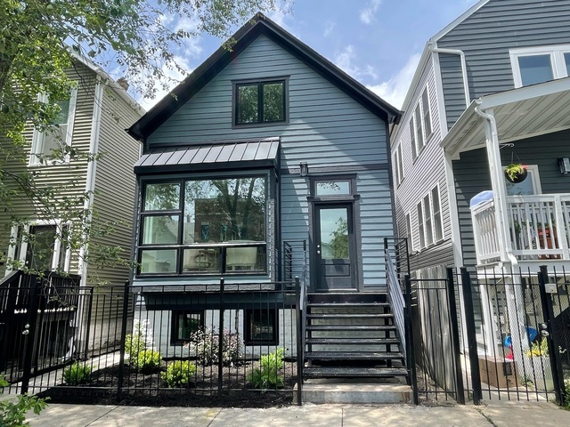 1644 N Troy Street Unit: 2