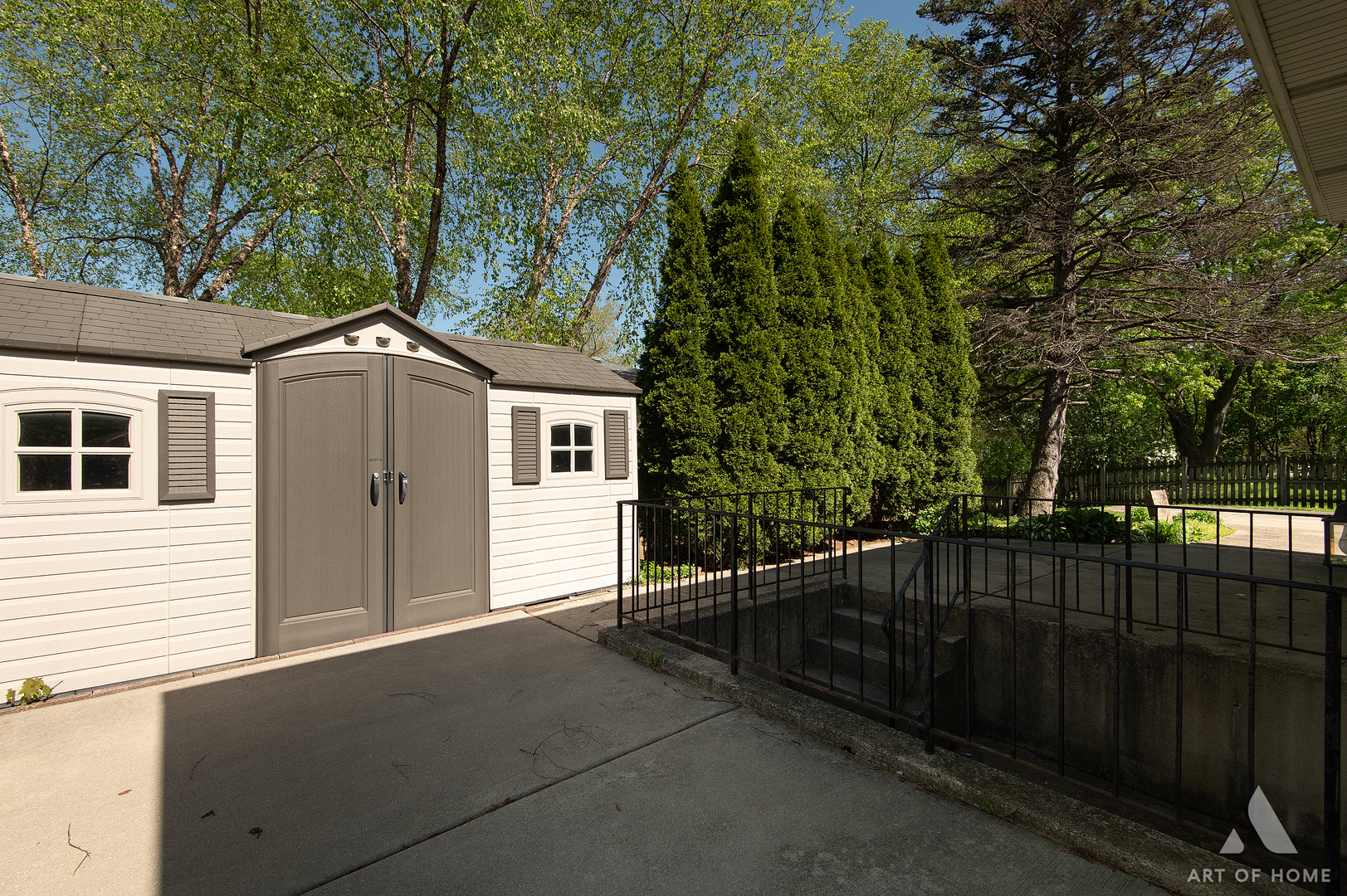 603 JOHN Court