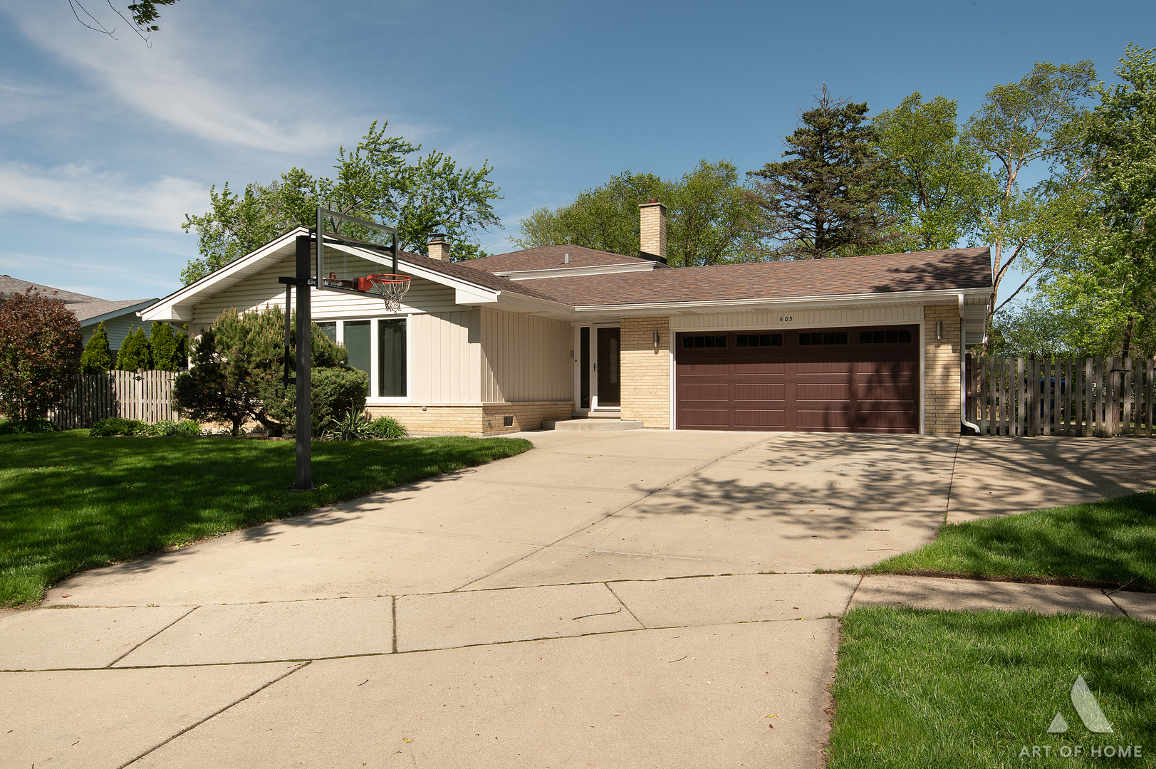603 JOHN Court