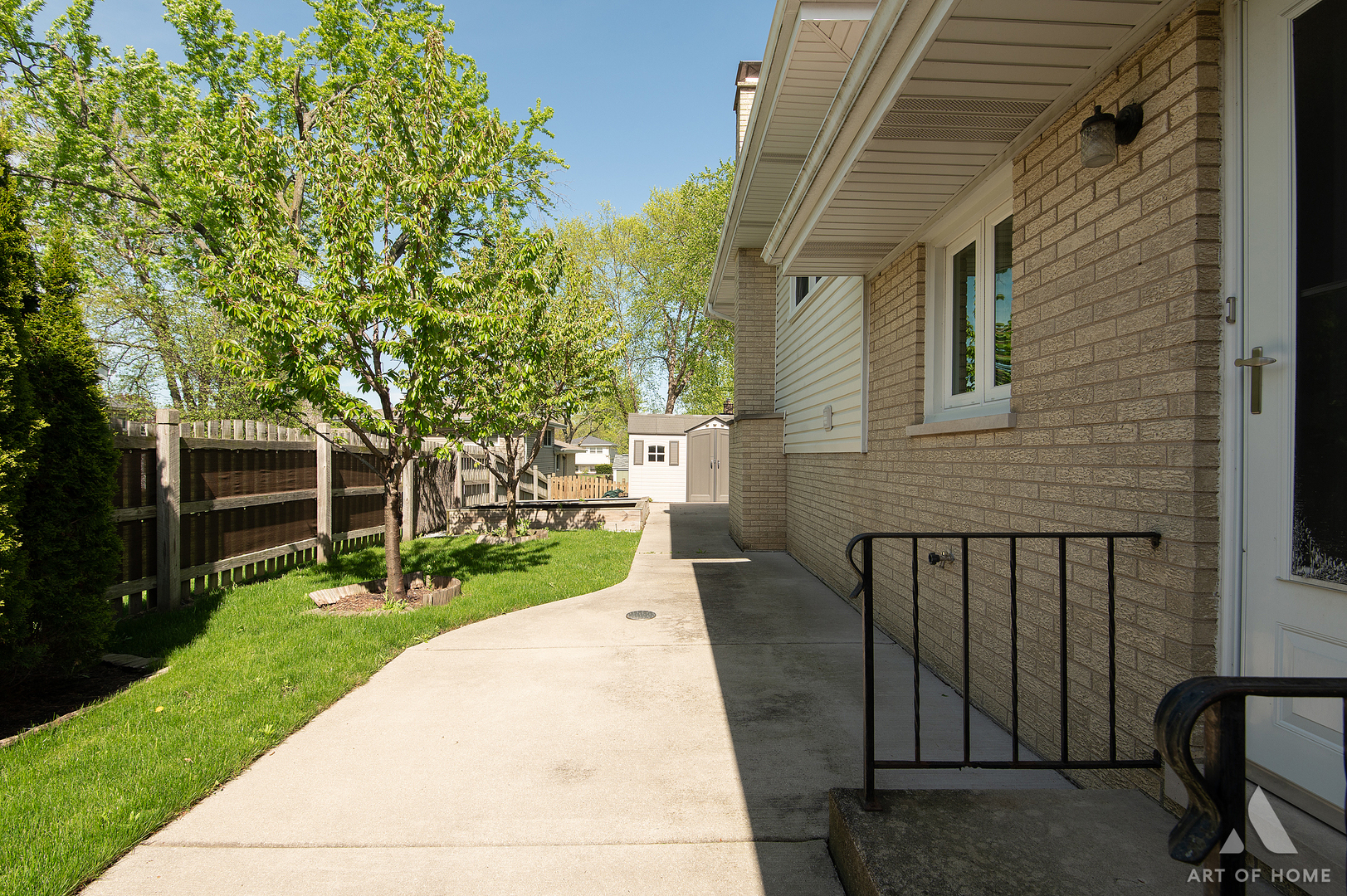 603 JOHN Court
