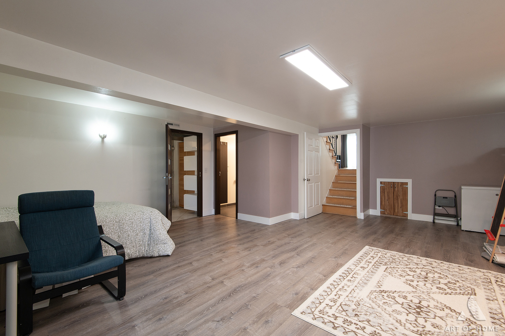 603 JOHN Court