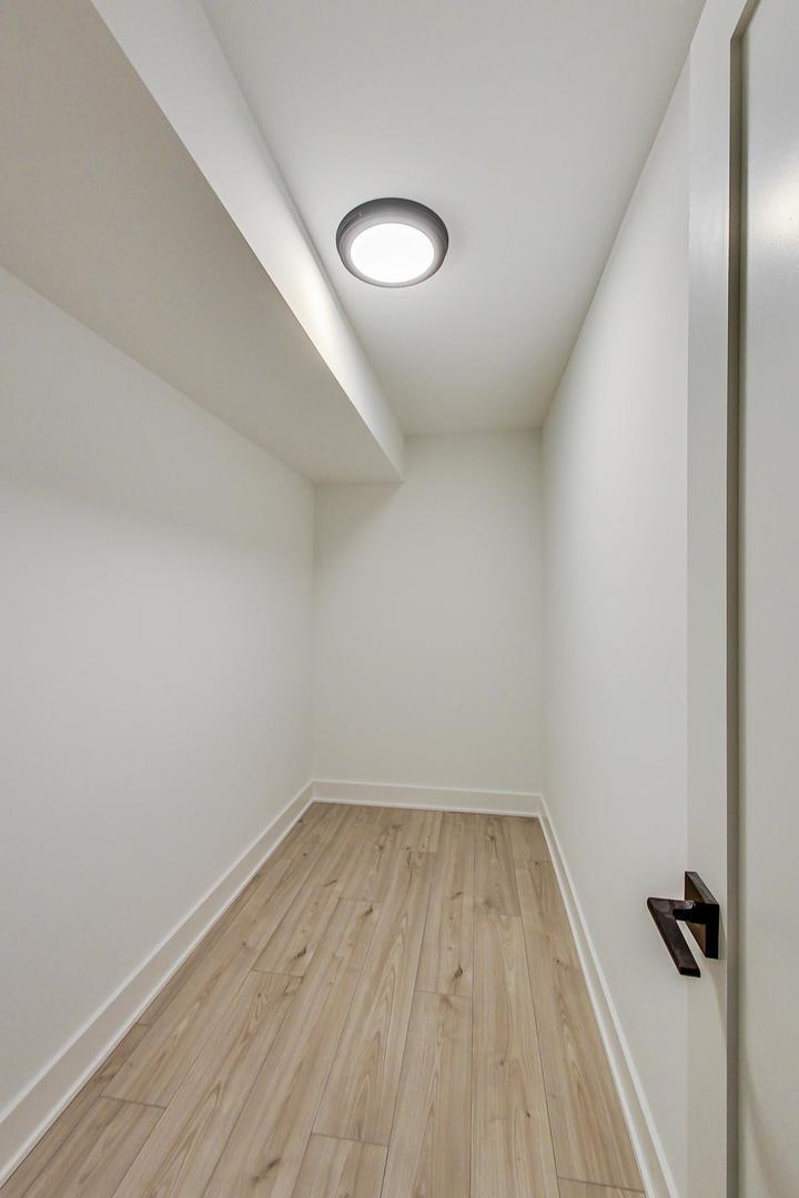 1644 N Troy Street Unit: 1