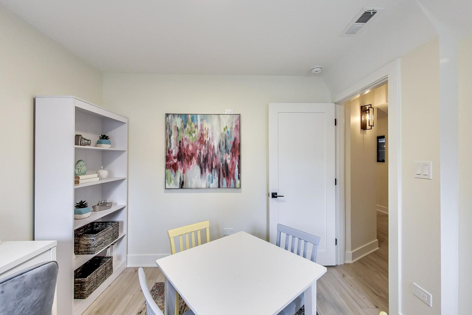 1644 N Troy Street Unit: 1