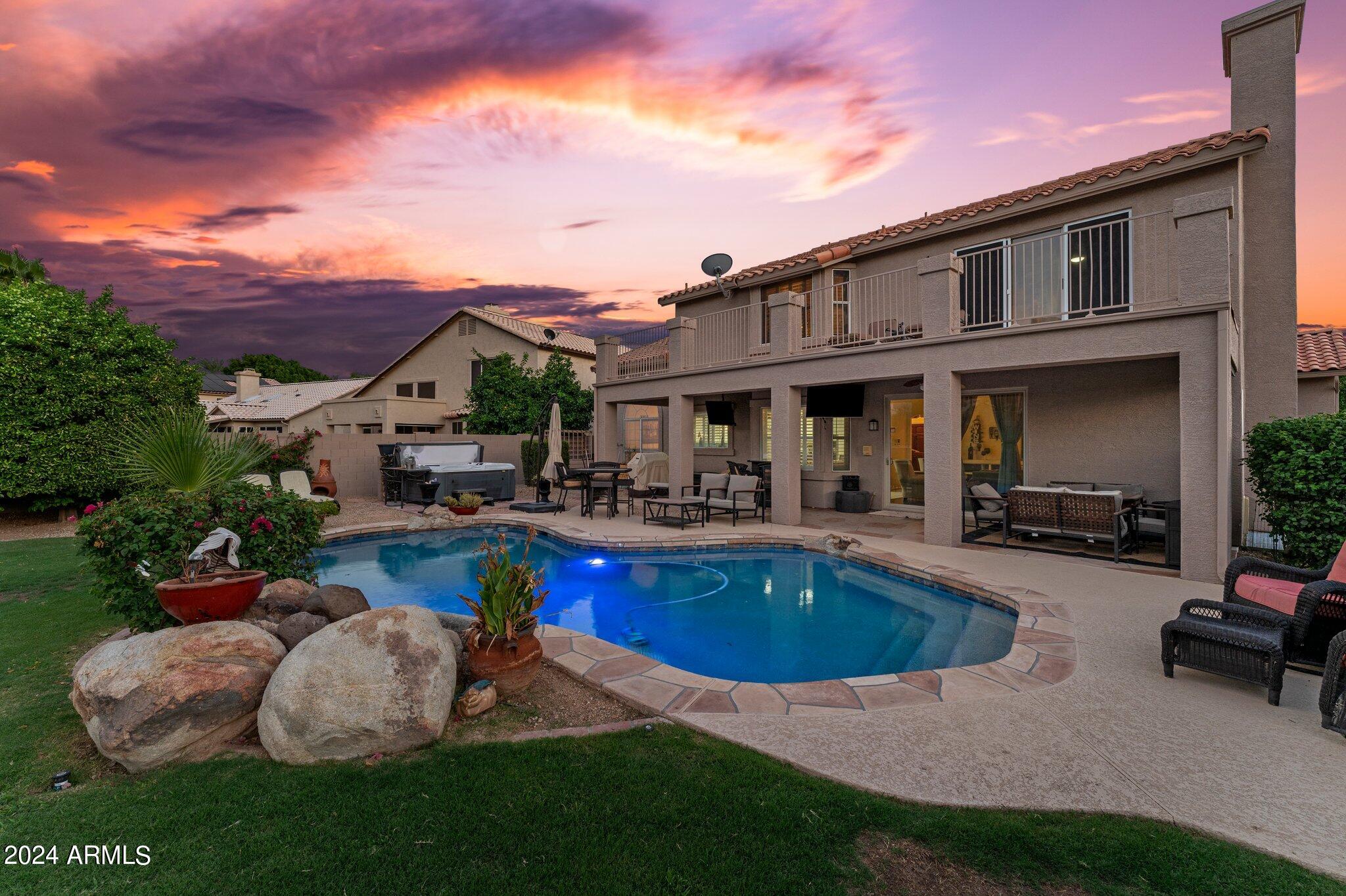 6228 W Rose Garden Lane