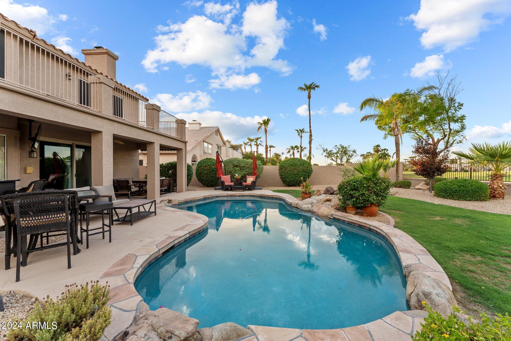6228 W Rose Garden Lane
