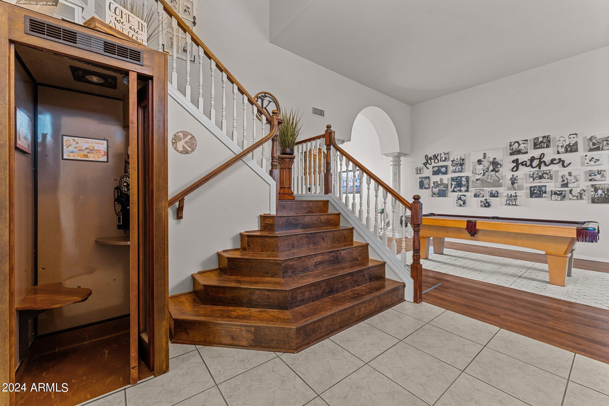 6228 W Rose Garden Lane