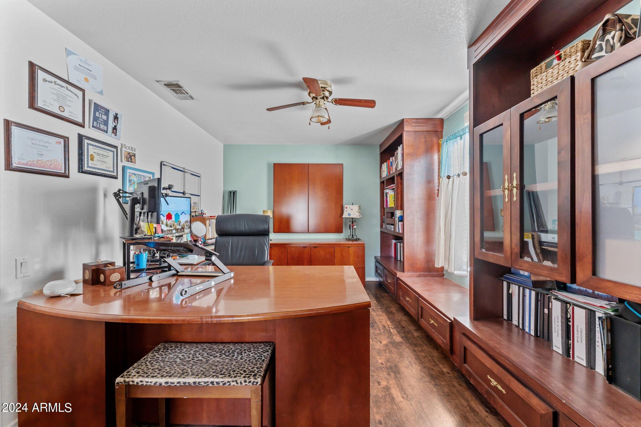 6228 W Rose Garden Lane