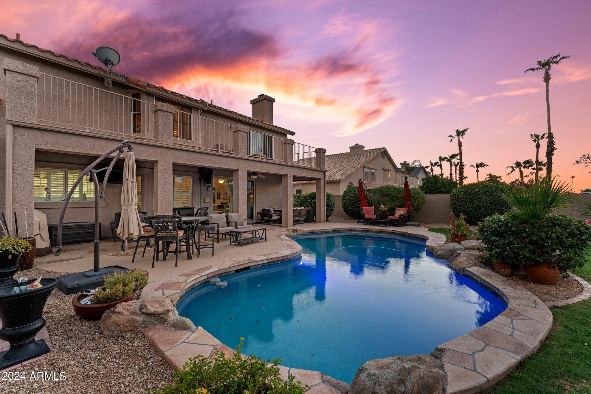6228 W Rose Garden Lane