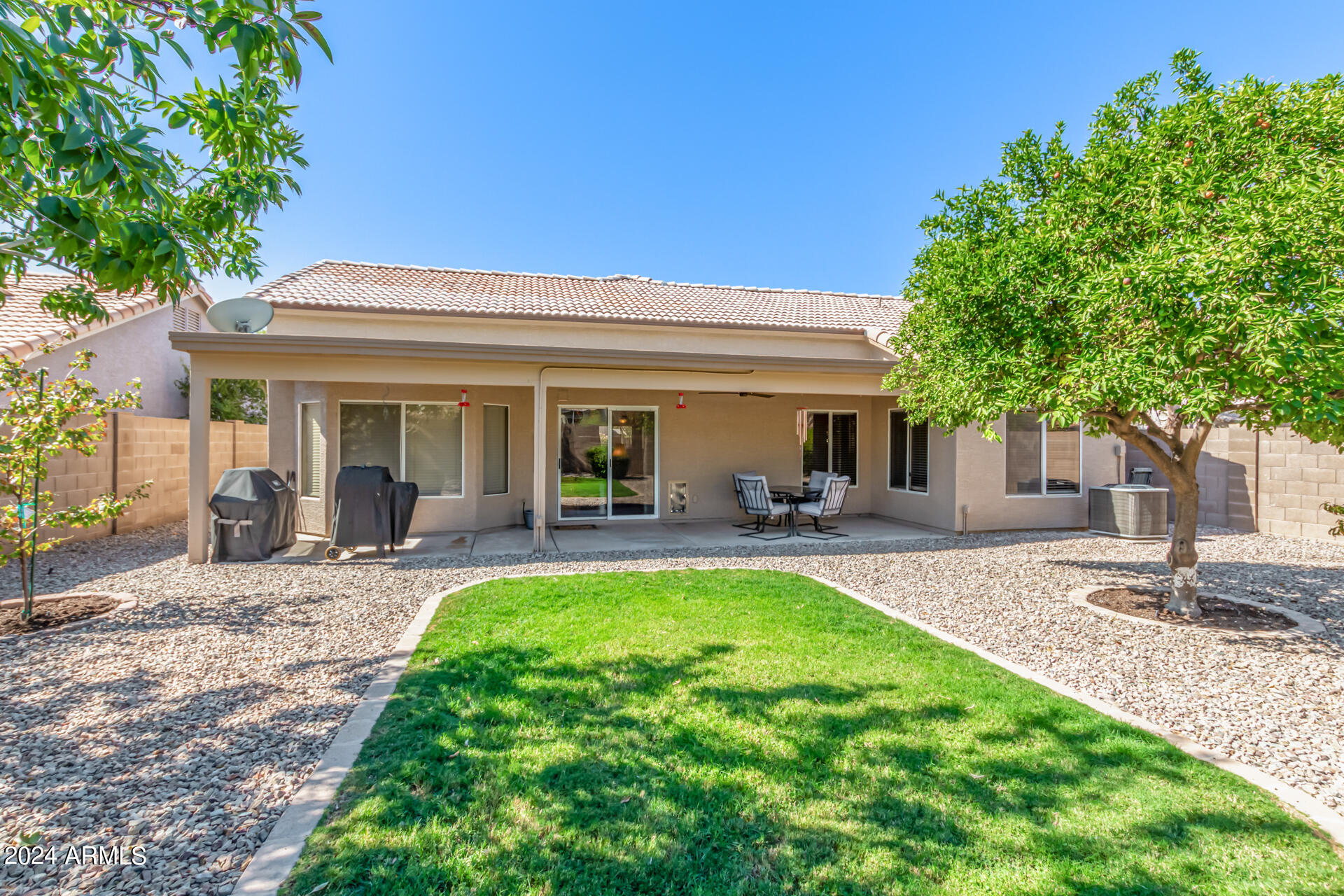 626 W Golden Street
