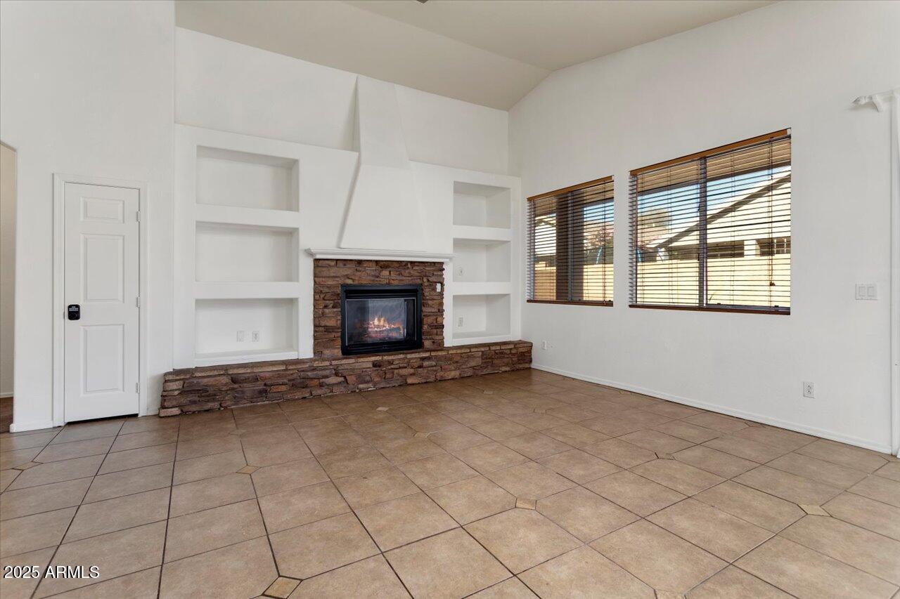 14994 W Charter Oak Road