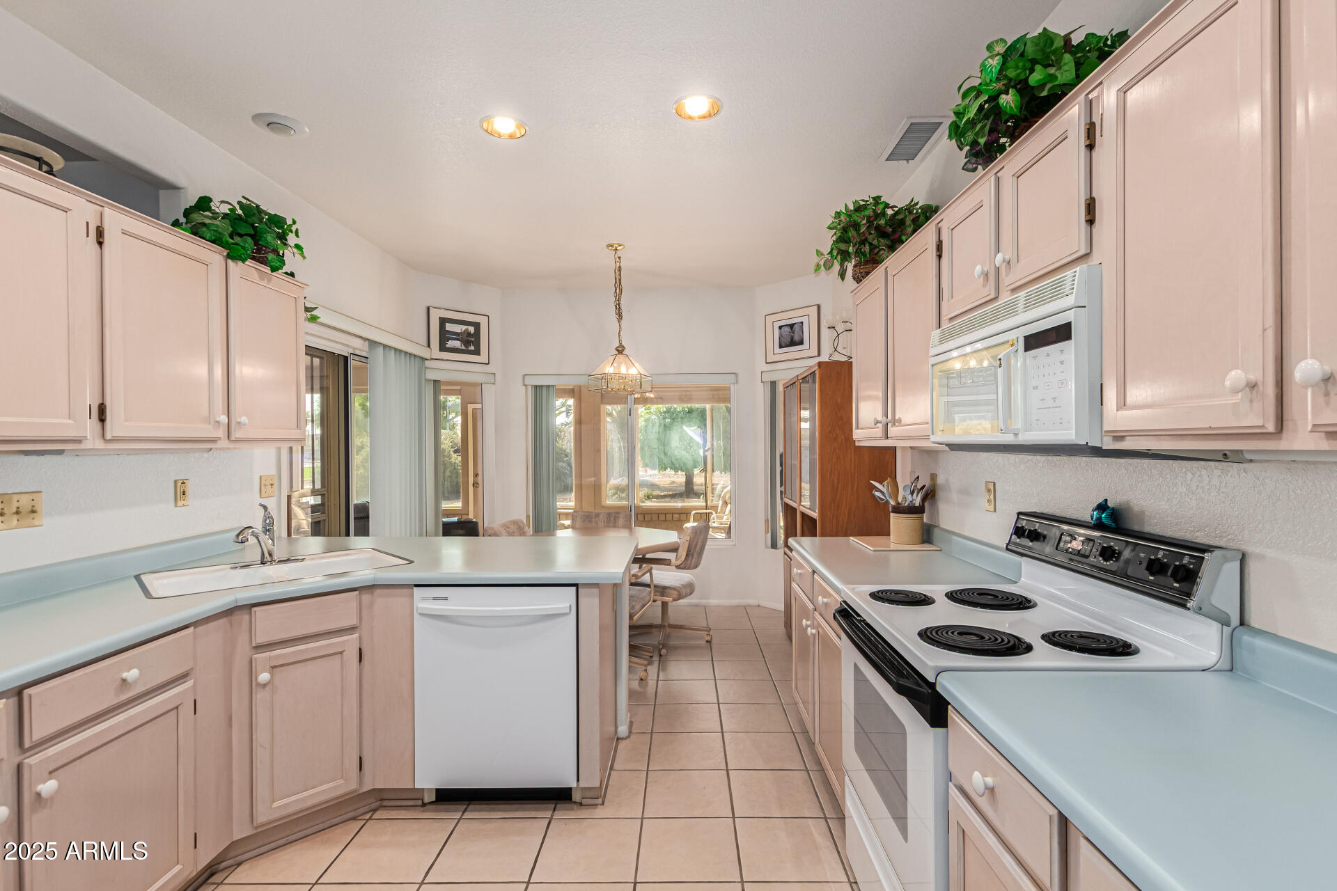 13827 W Territorial Lane