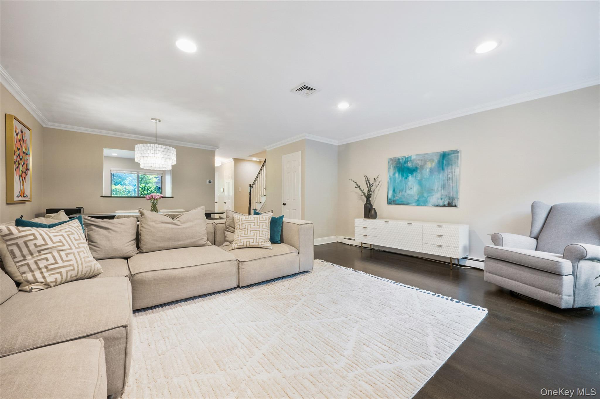 73 Greenway Lane