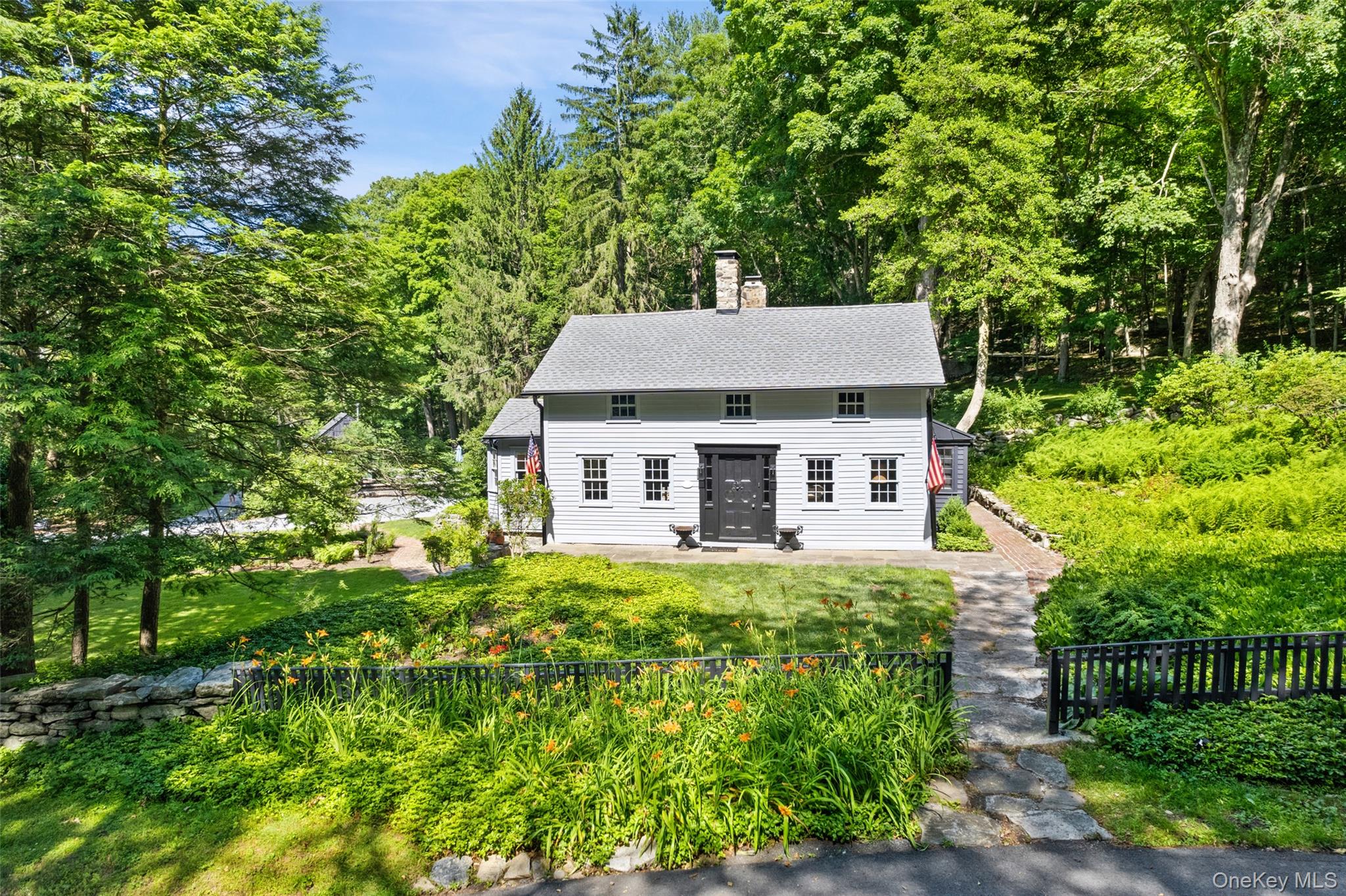 35 Old Snake Hill Road