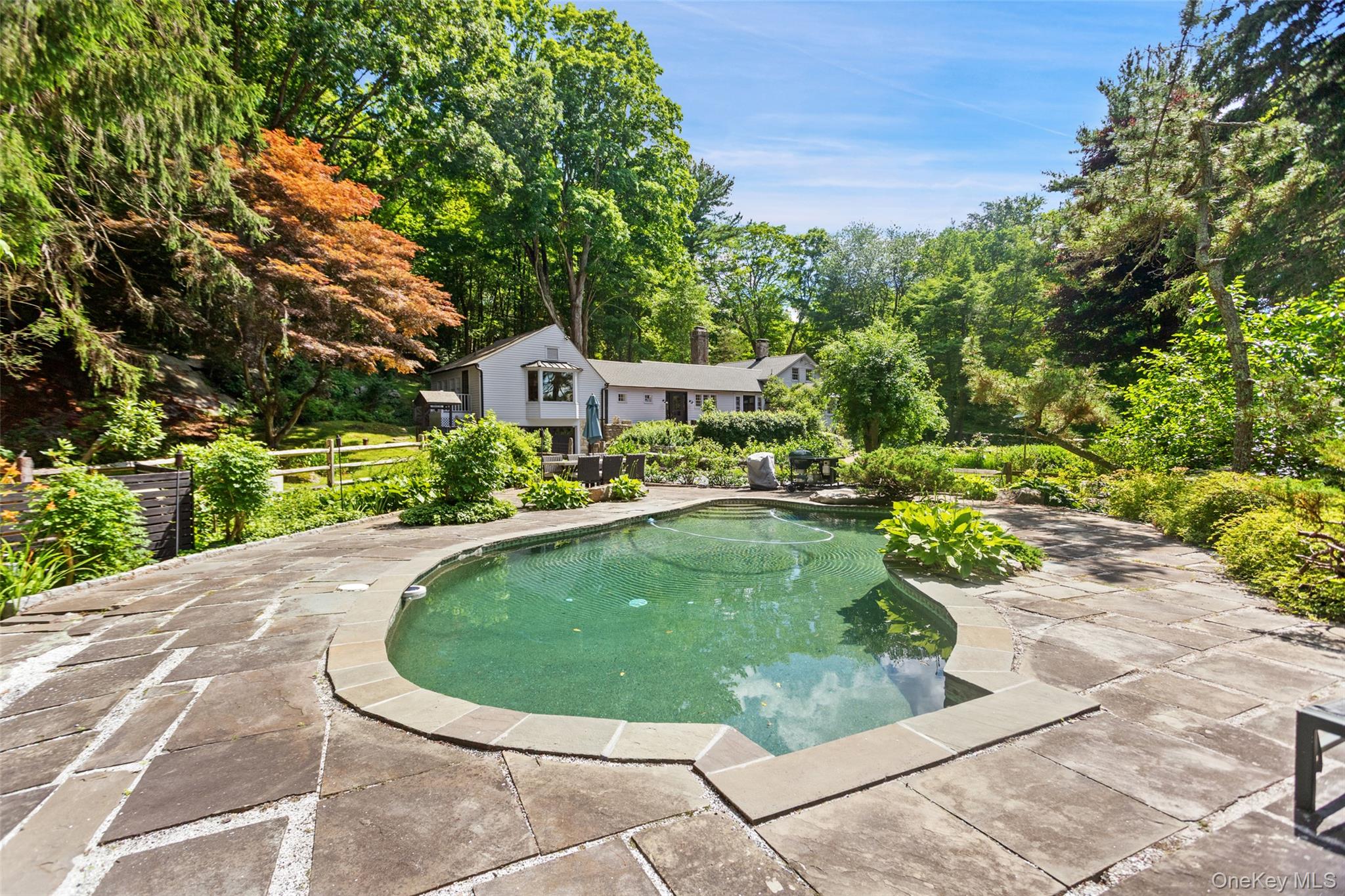 35 Old Snake Hill Road