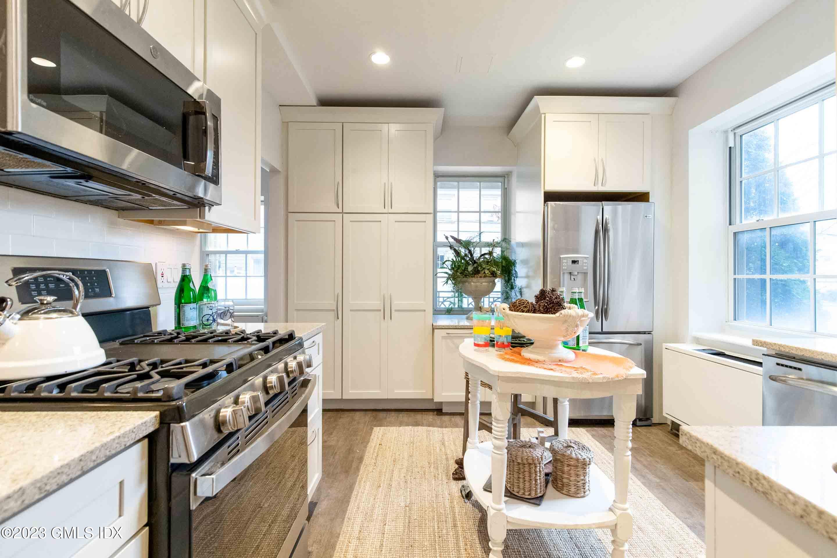 20 Church Street, B3