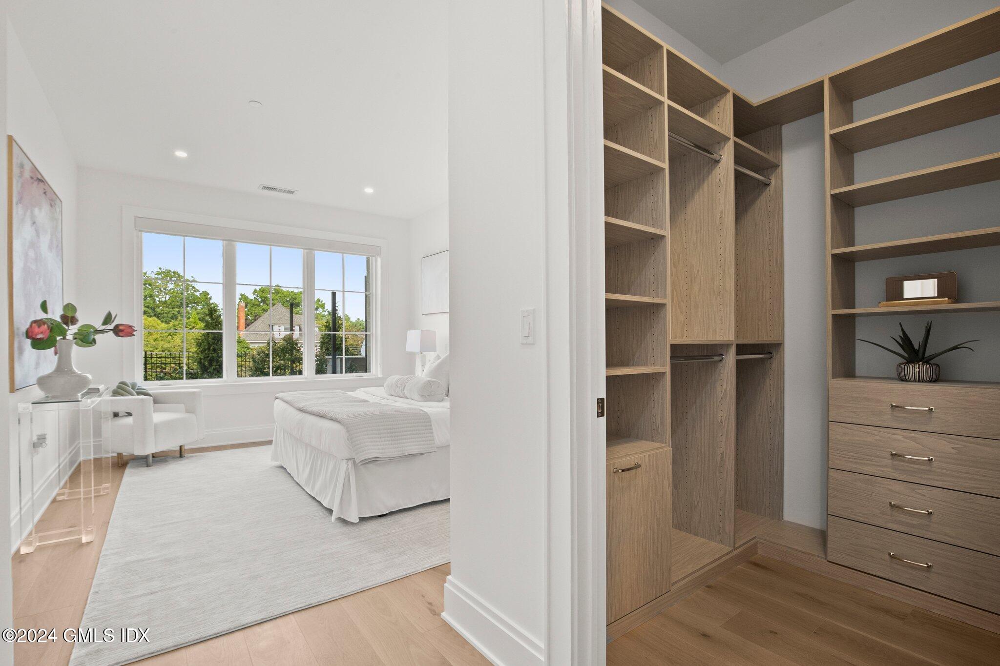 71 Havemeyer Place, 103 N