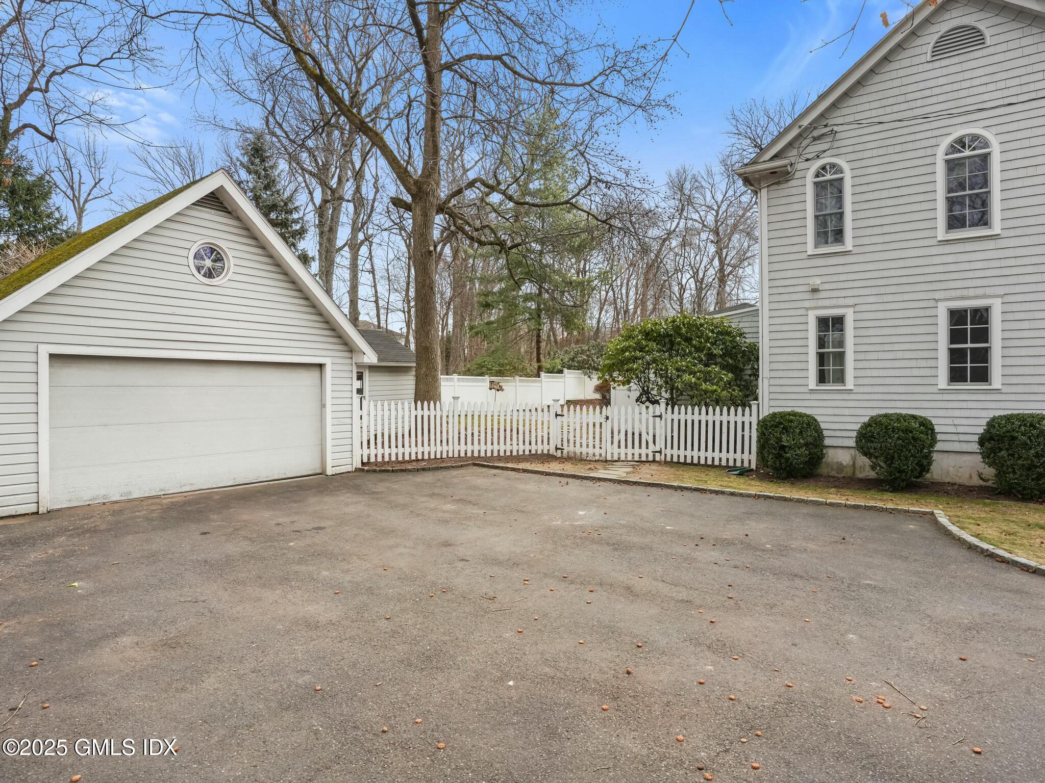 69 Riverside Avenue