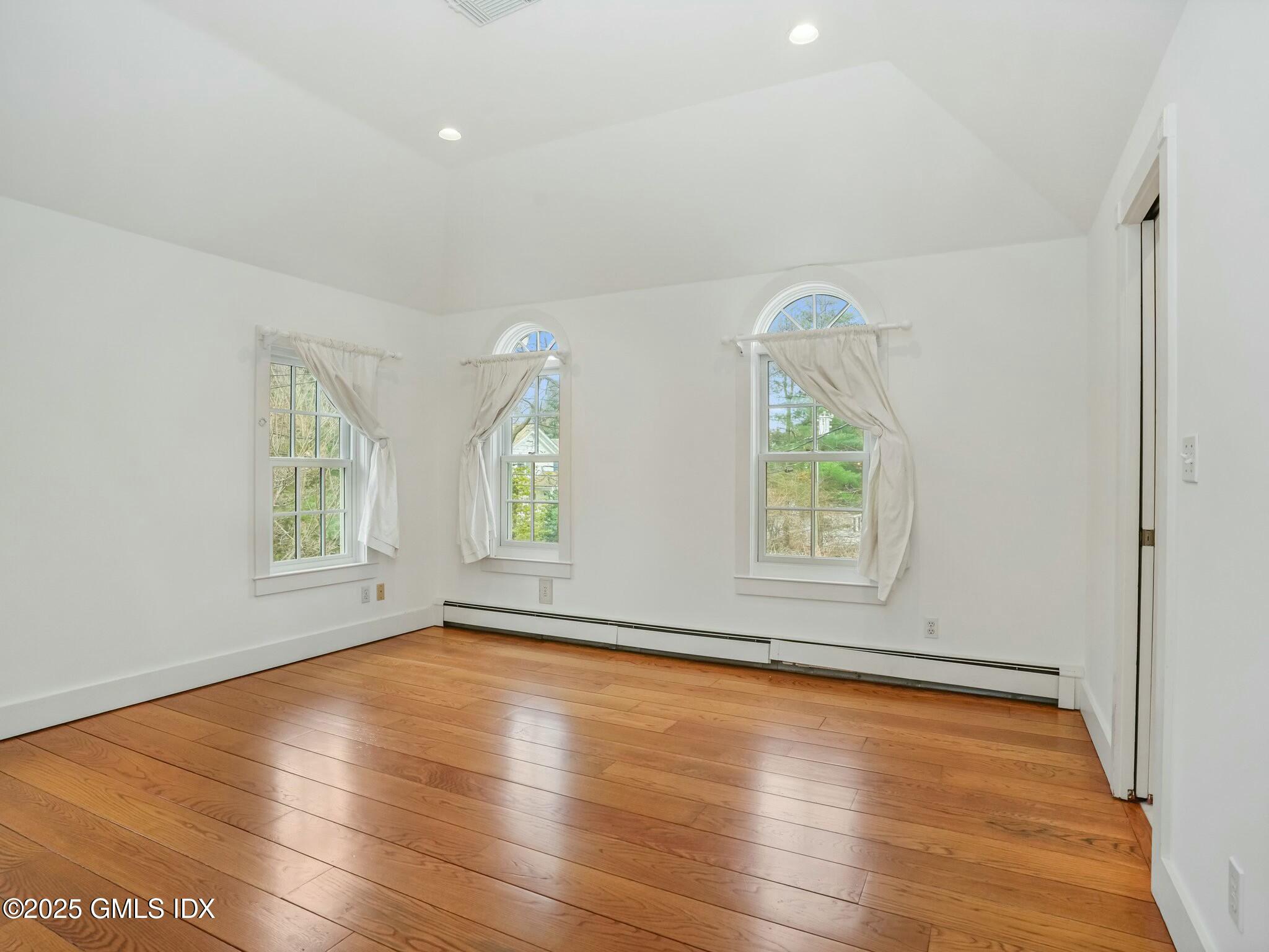 69 Riverside Avenue