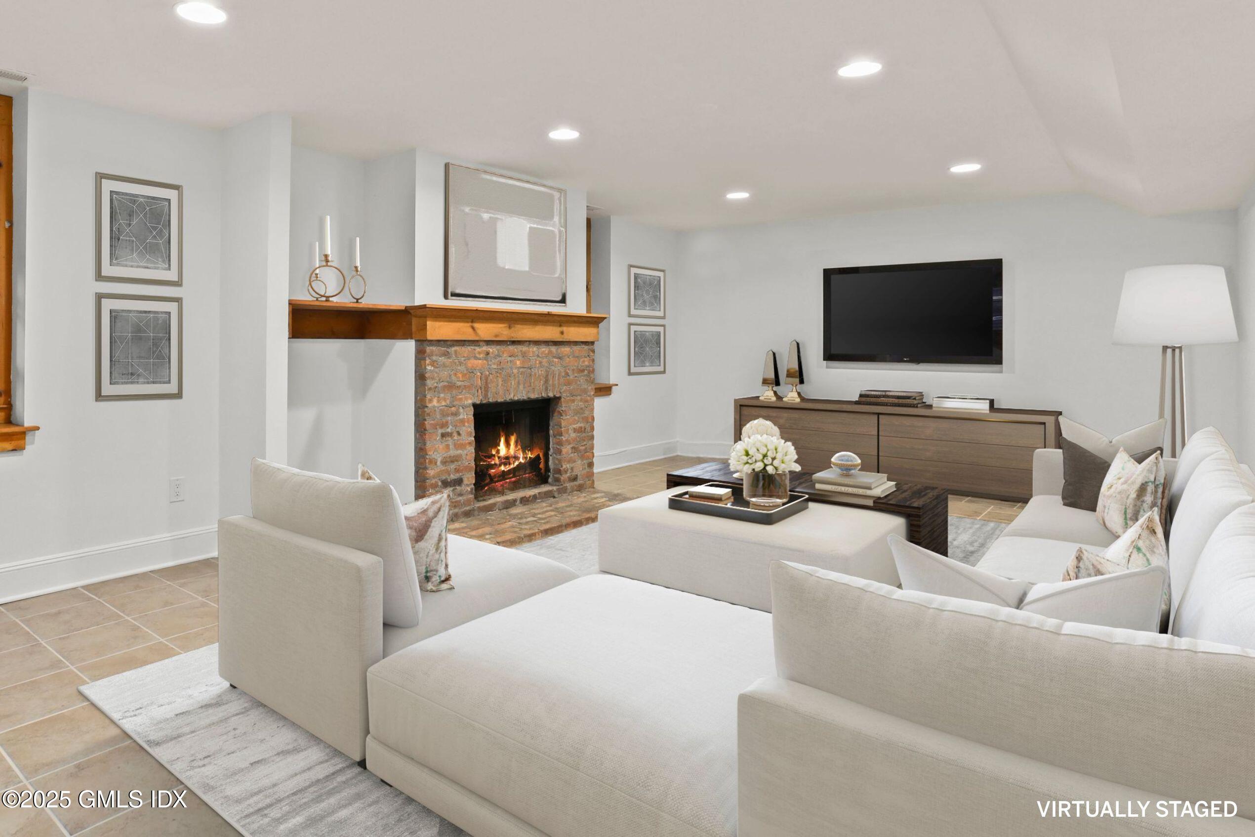 49 Indian Harbor Drive, 9