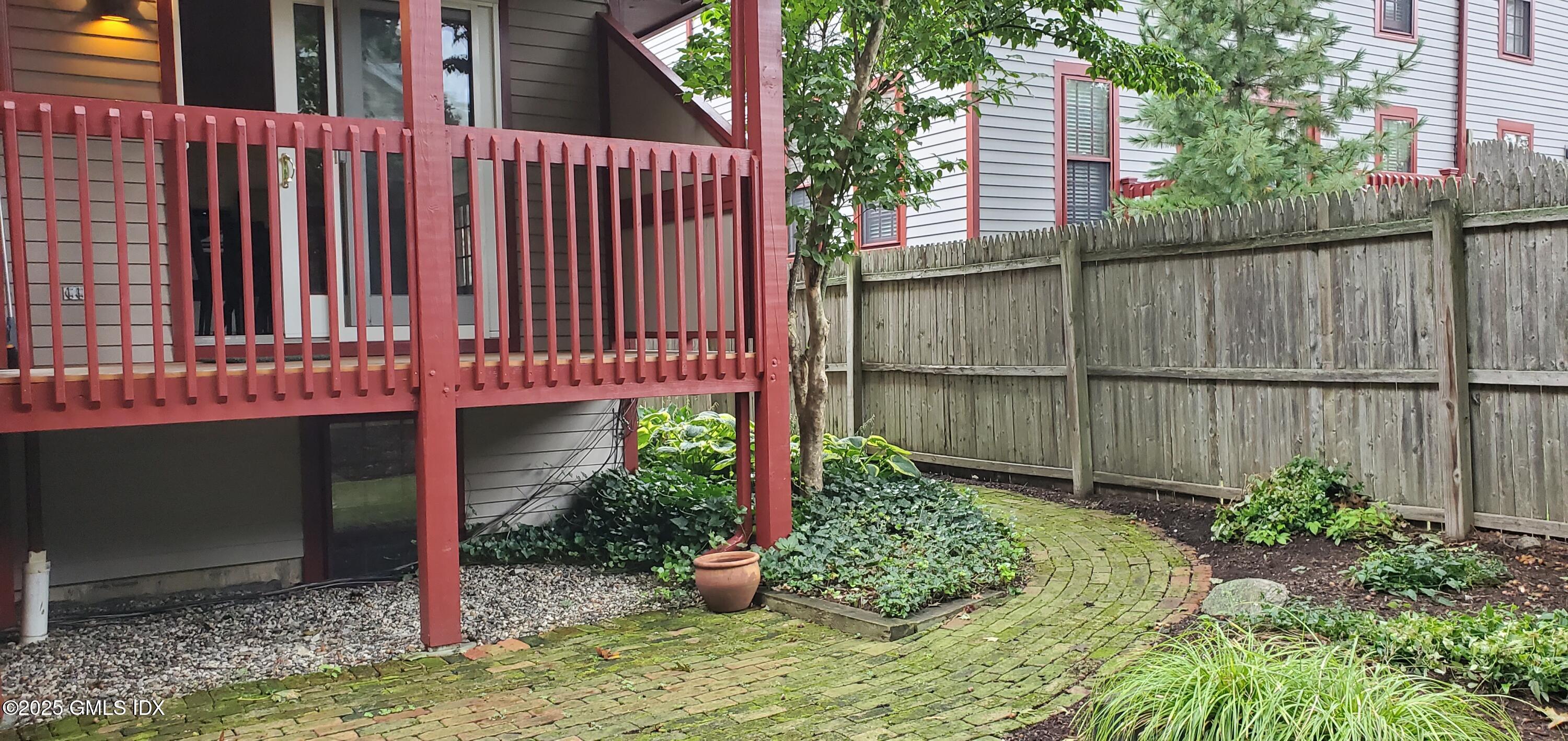 49 Indian Harbor Drive, 9