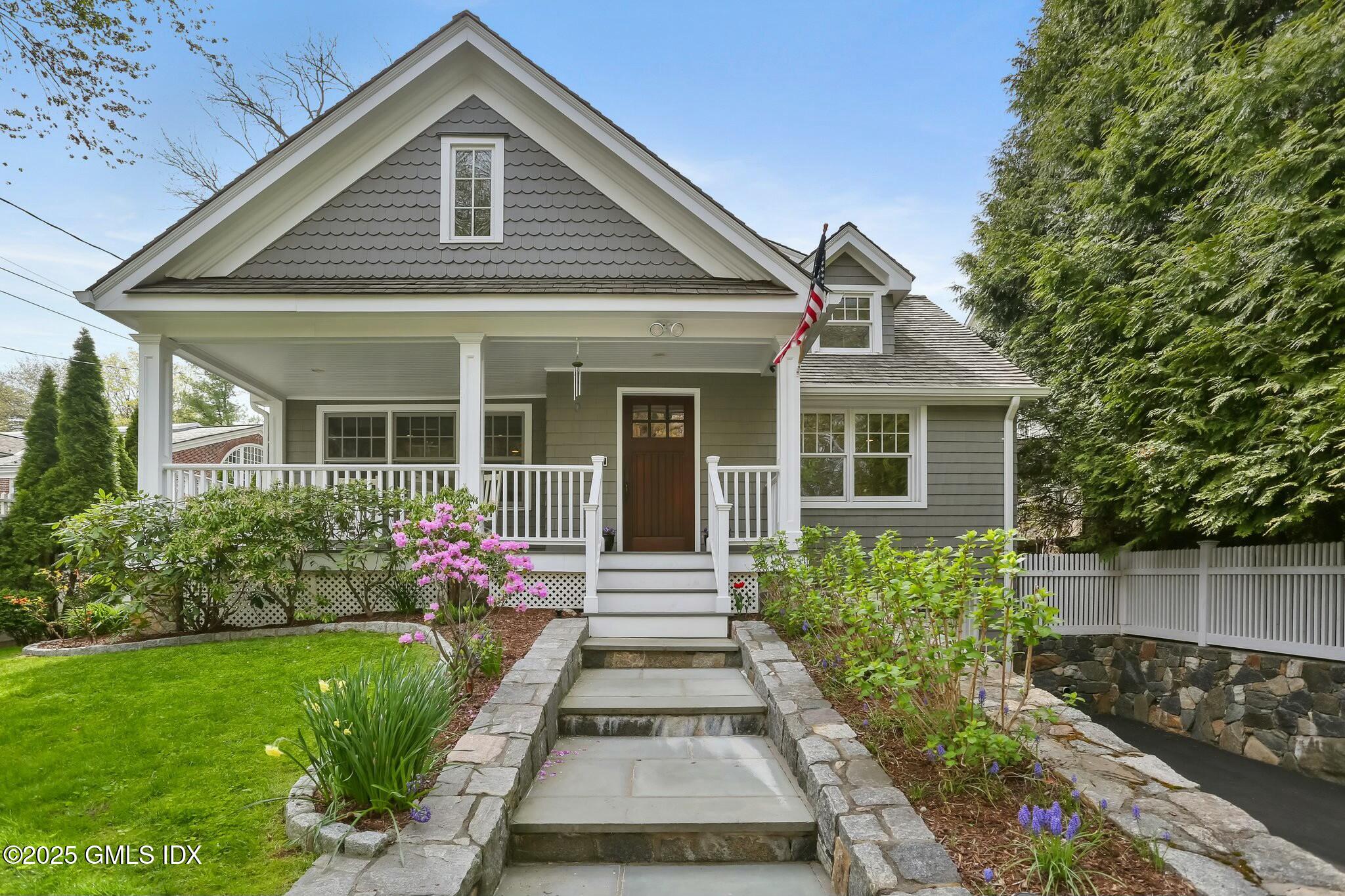 12 Laddins Rock Road