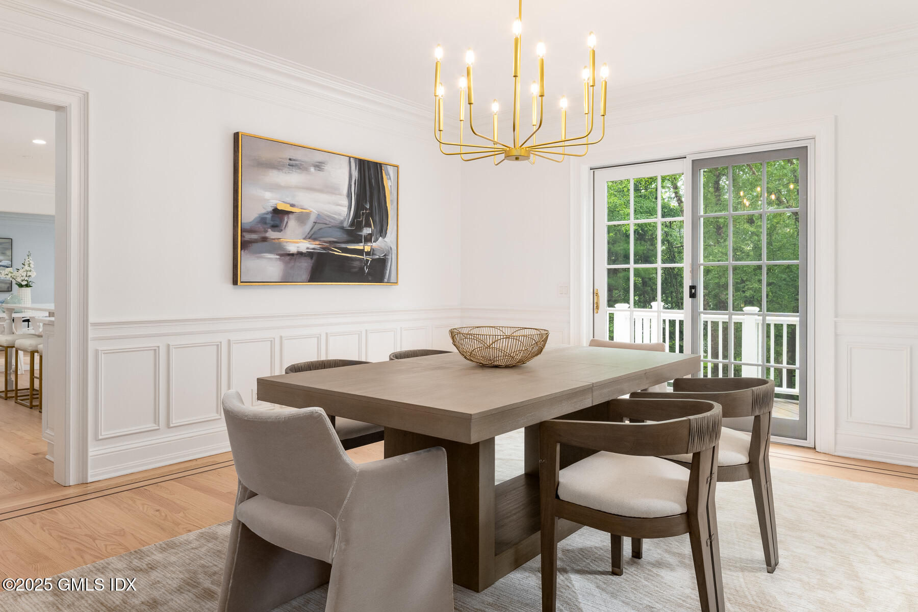 52 Breezemont Avenue, Riverside