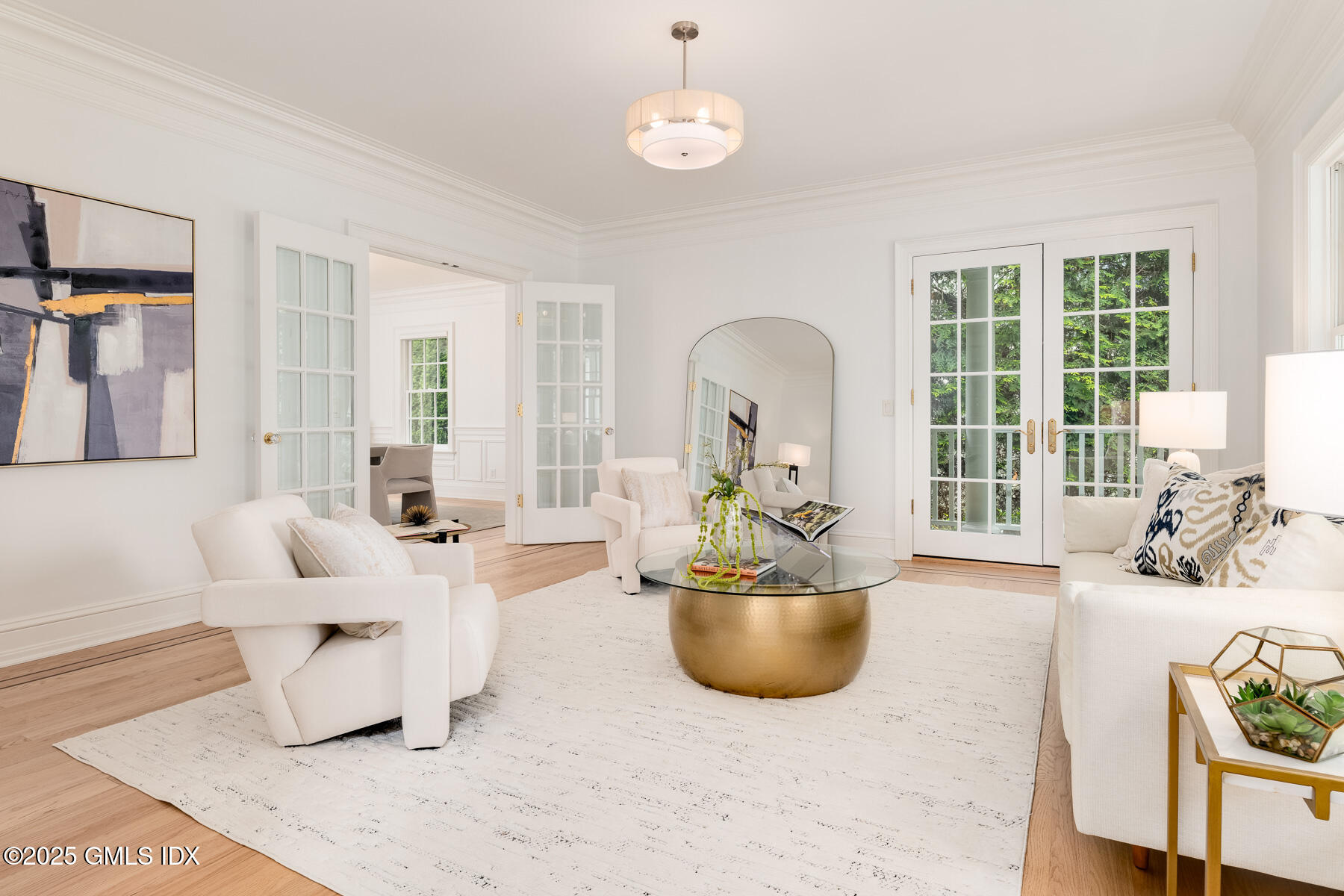 52 Breezemont Avenue, Riverside