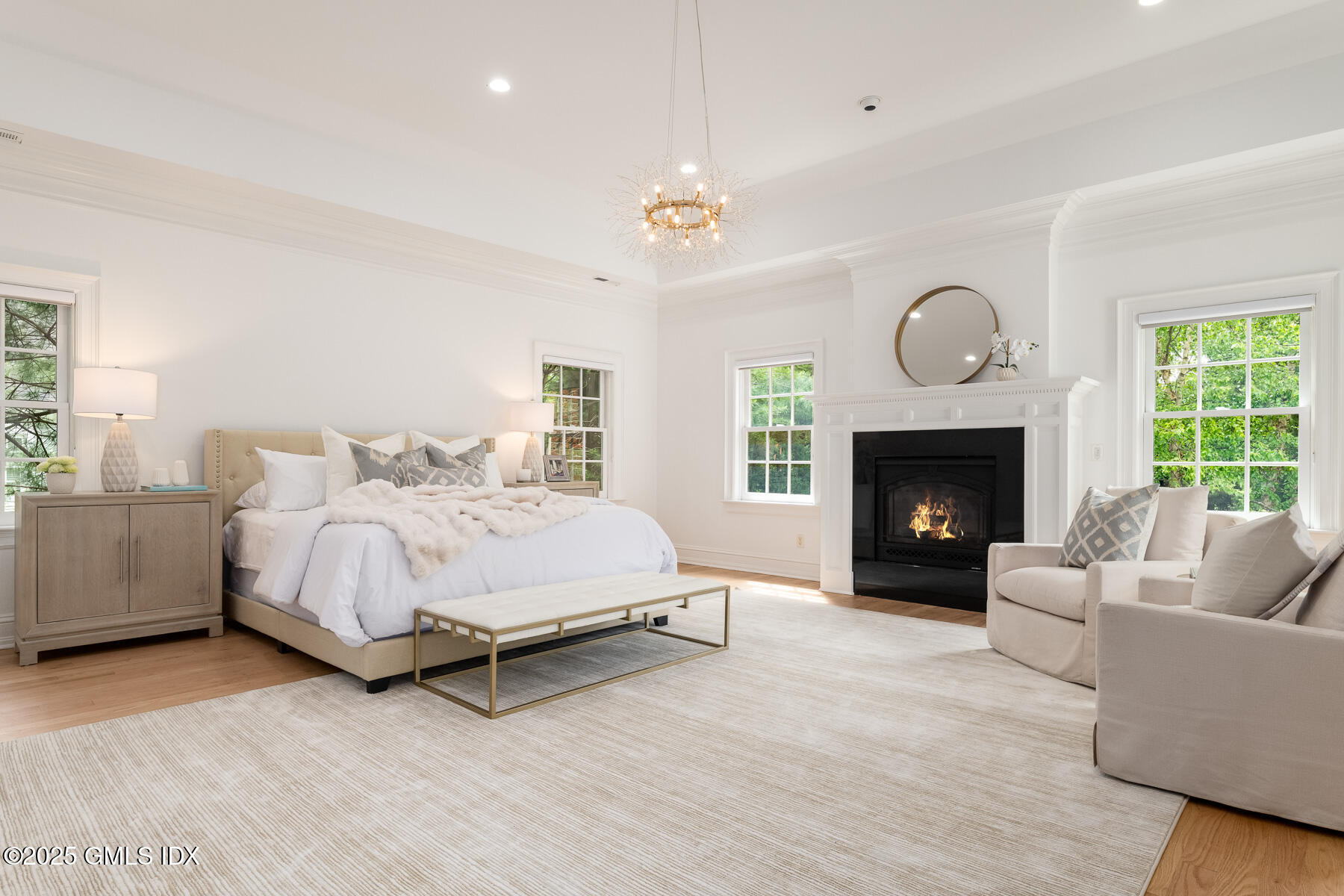 52 Breezemont Avenue, Riverside